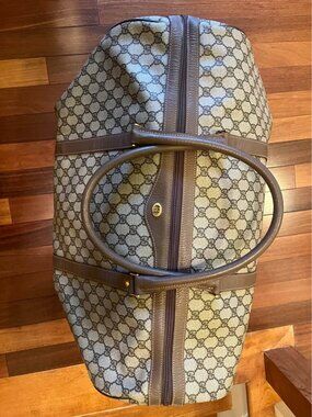 GUCCI DUFFLE BAG